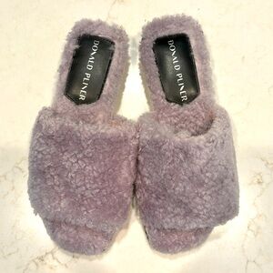 Donald Pliner wedges